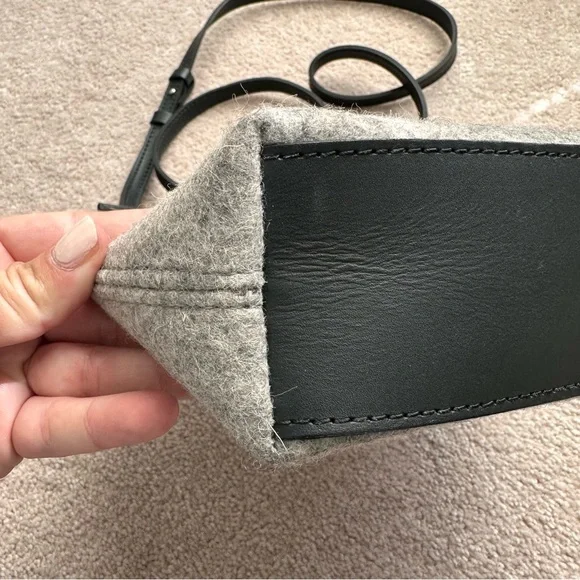 Graf Lantz X Eileen Fisher Wool and Leather Cross - Picture 4 of 12